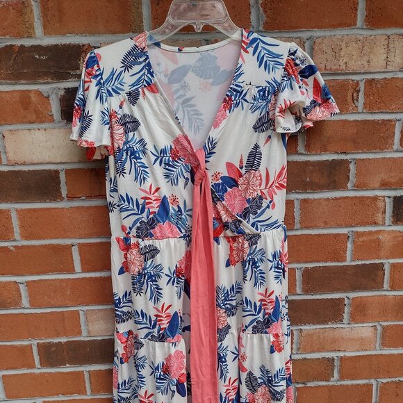 NEW Size M Women's Long Floral Dress By V. & Grin Short Sleeve Flowers - Picture 1 of 3